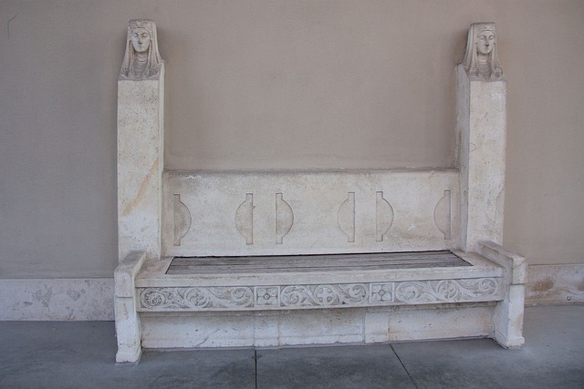 仍比某人强 仍比某人强